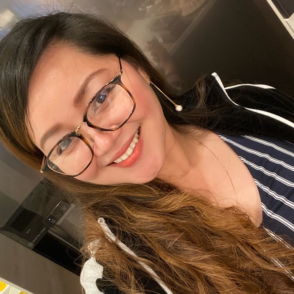 Meet your Posher, Annifer - Picture 1 of 1